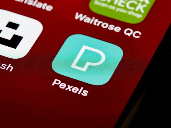 Welche Strategien verbessern die Sichtbarkeit von IT-Dienstleistungen online?